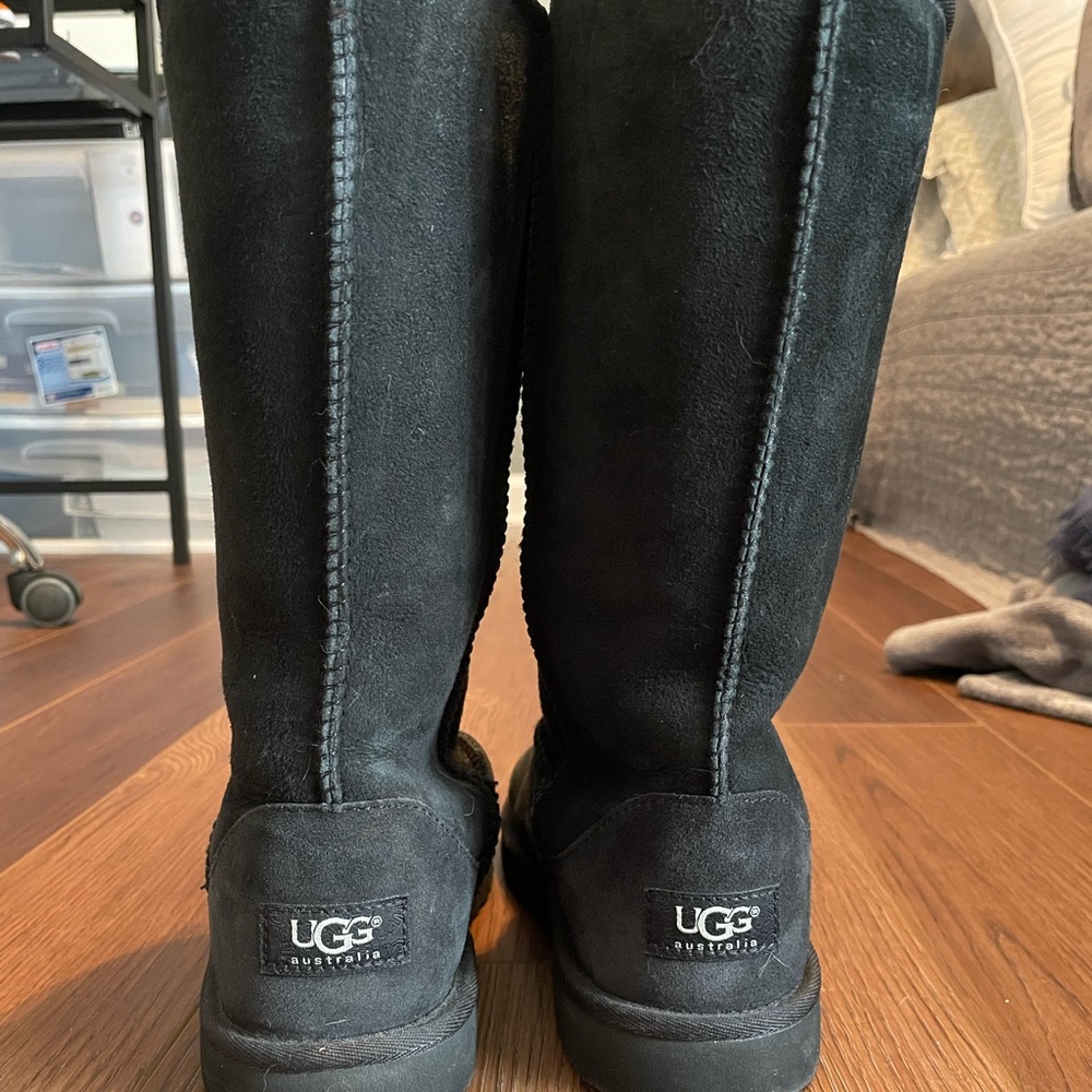 UGG classic tall, black, size 5y (fits women’s 7-7.5). Minimal wear